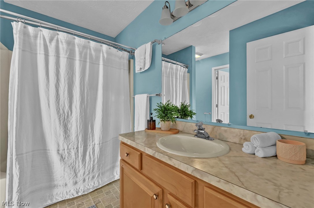 833 Overlook Ridge Drive Cleveland OH 44109