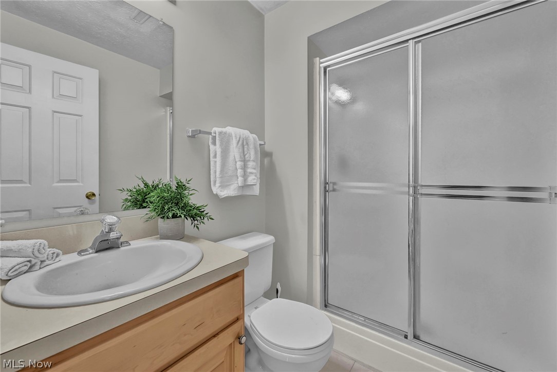 833 Overlook Ridge Drive Cleveland OH 44109