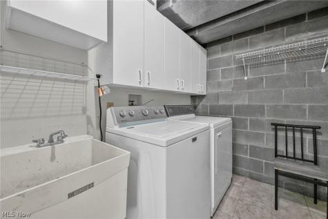 833 Overlook Ridge Drive Cleveland OH 44109