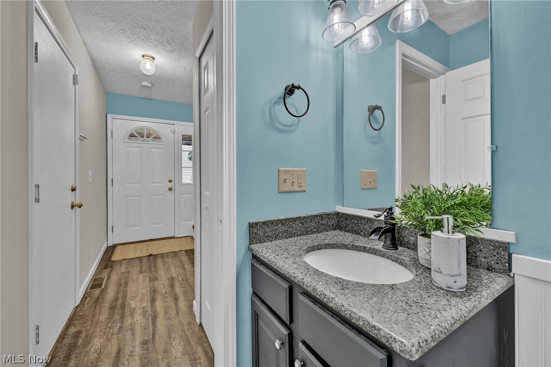 833 Overlook Ridge Drive Cleveland OH 44109