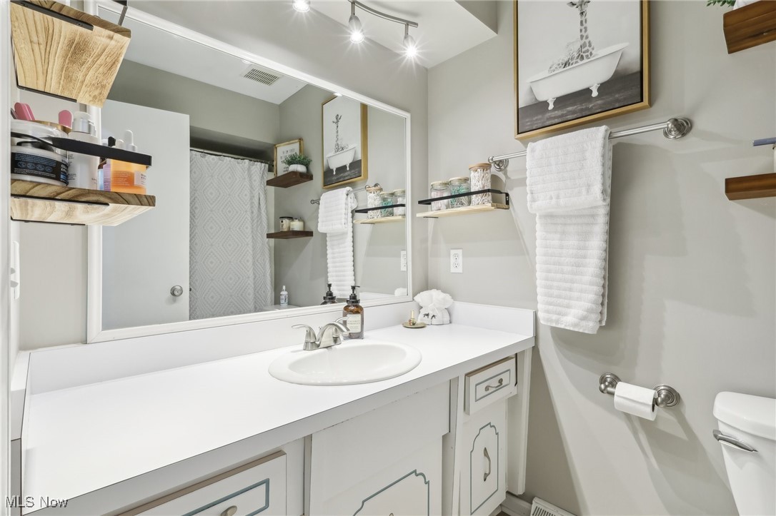 6779 Old Royalton Road Brecksville OH 44141