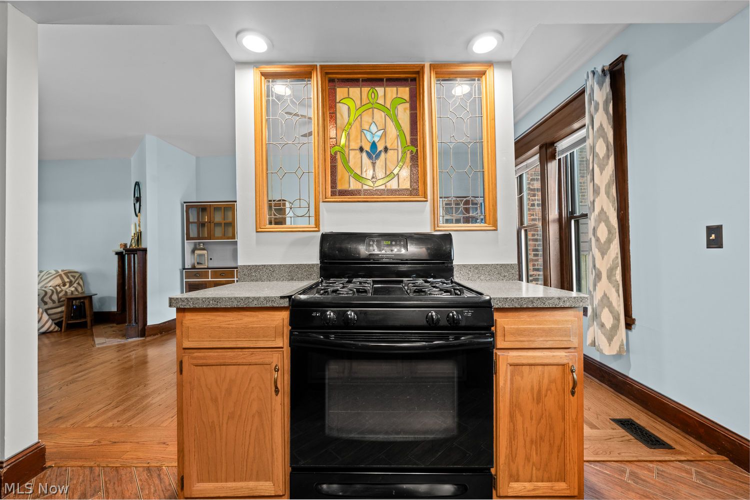 1414 W 81st Street Cleveland OH 44102