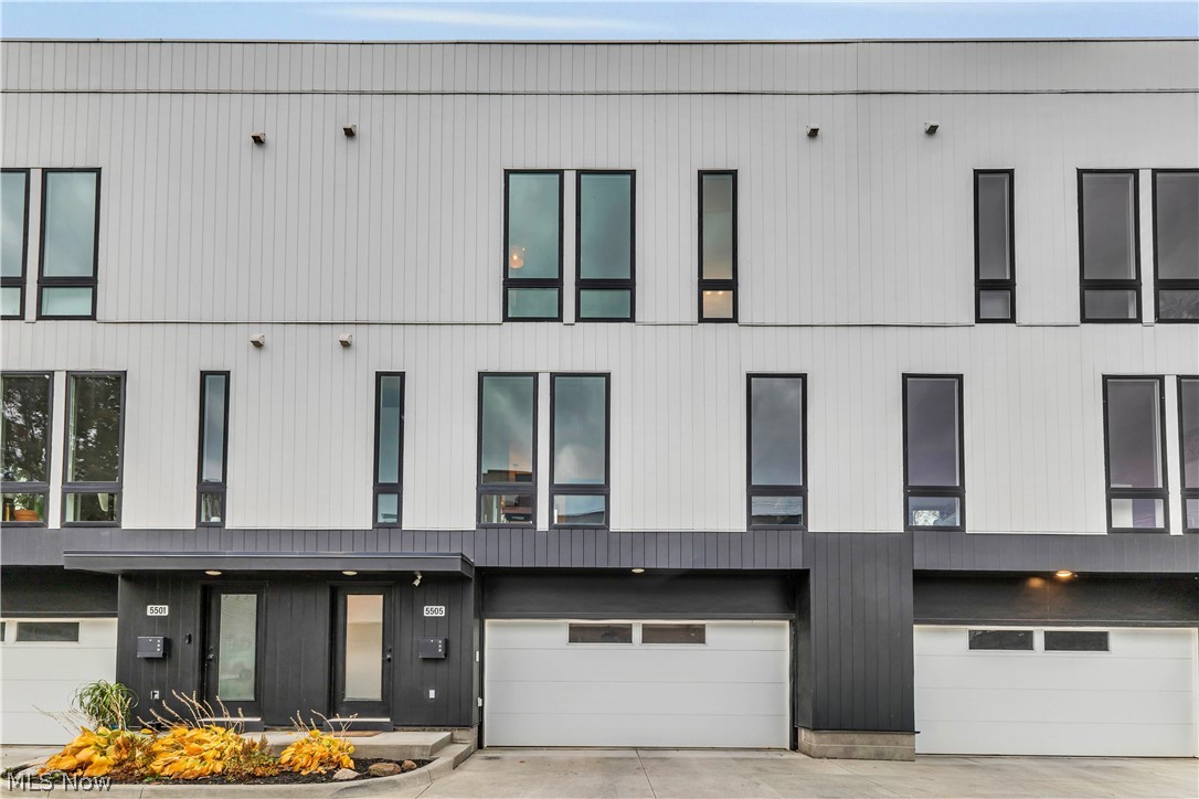 5505 Herman Avenue Cleveland OH 44102