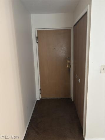14567 Madison Avenue Lakewood OH 44107