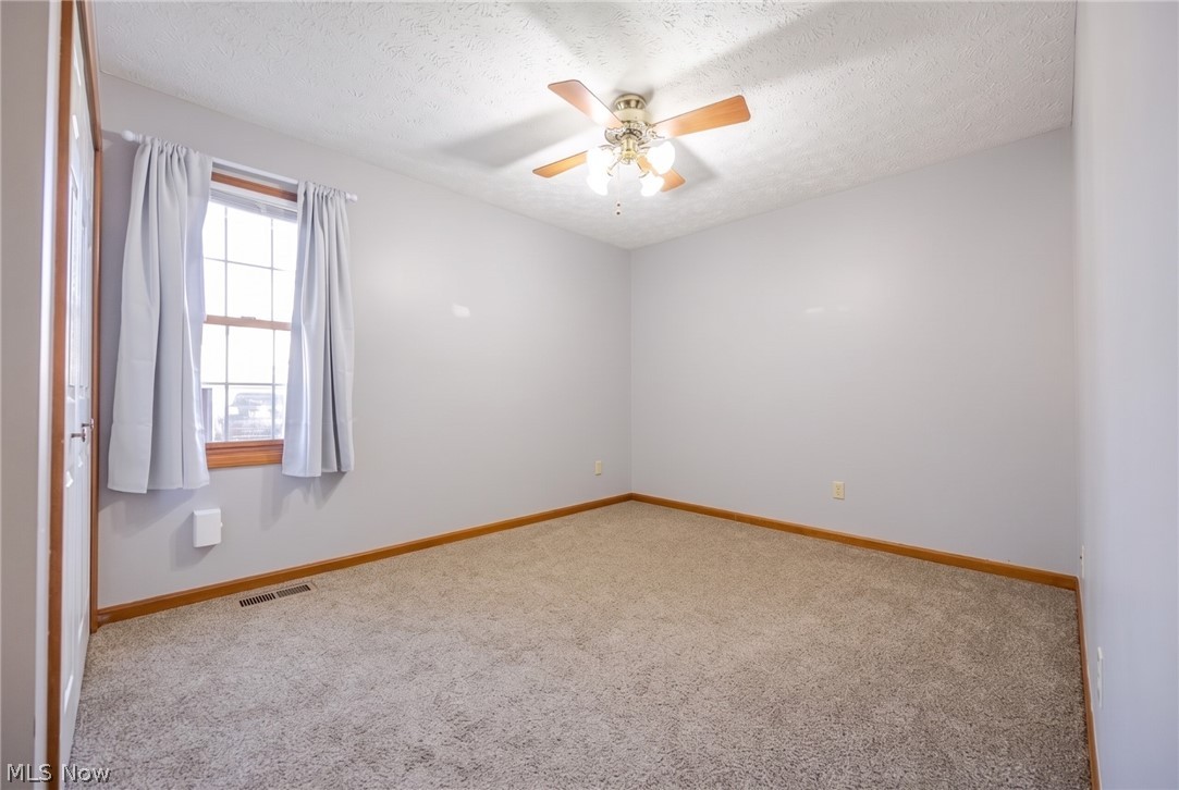 5663 Gateway Lane Brook Park OH 44142