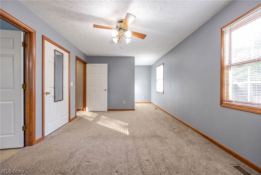 5663 Gateway Lane Brook Park OH 44142