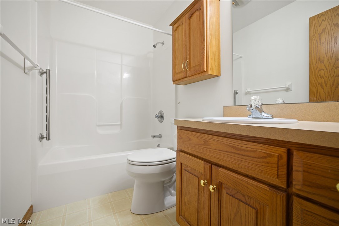 4805 Township Road 366 Millersburg OH 44654