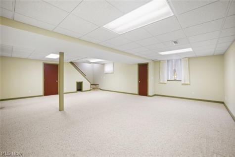 4805 Township Road 366 Millersburg OH 44654