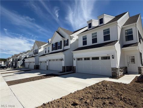 940-4 Memory Lane Aurora OH 44202
