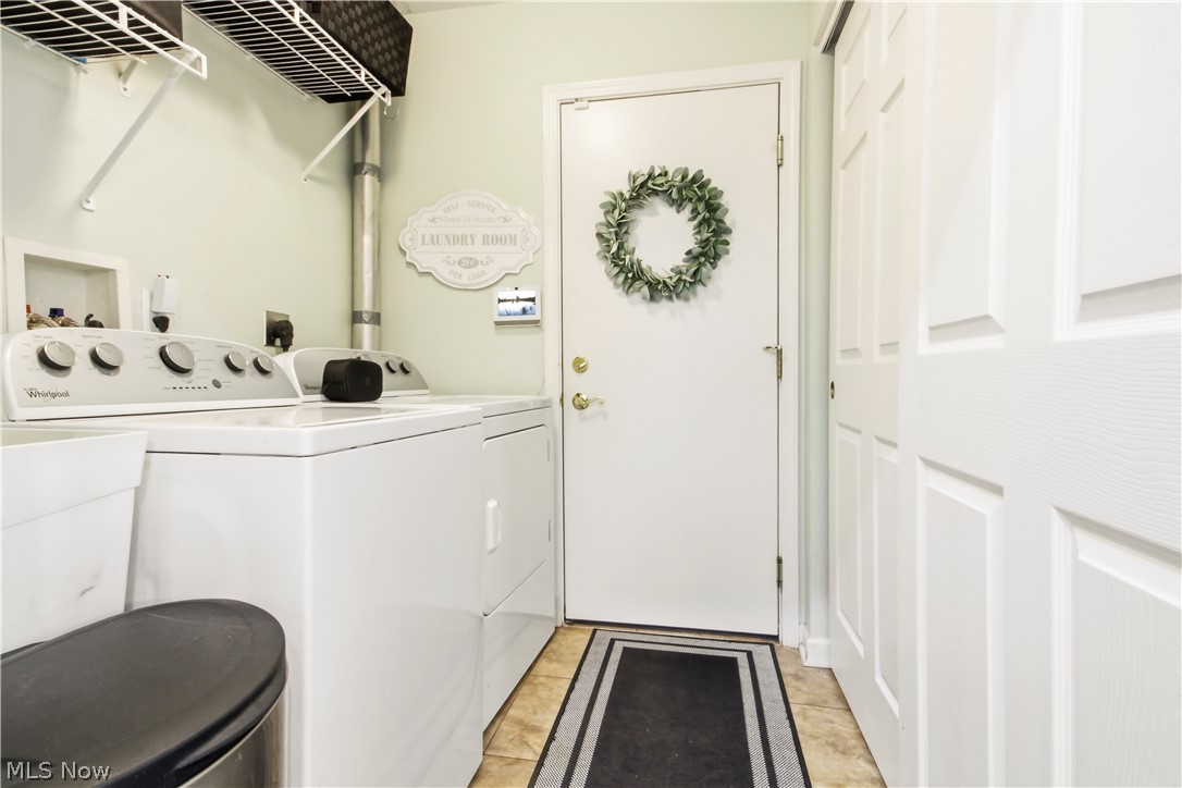 903 NE Willow Brook Drive NE Warren OH 44483