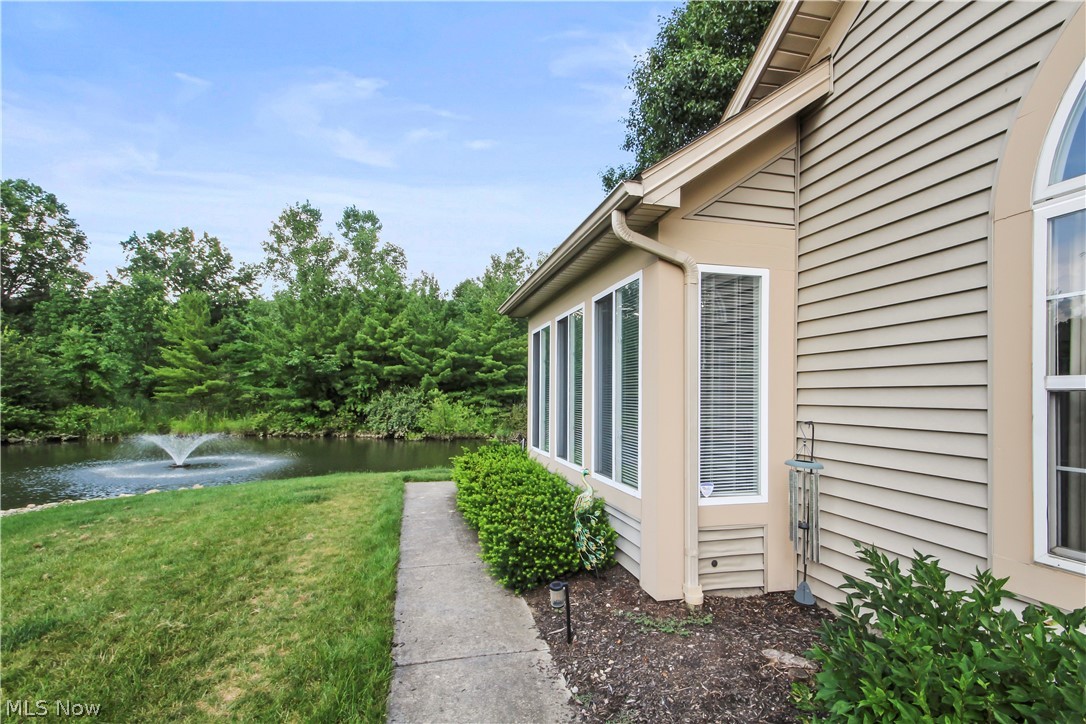 903 NE Willow Brook Drive NE Warren OH 44483