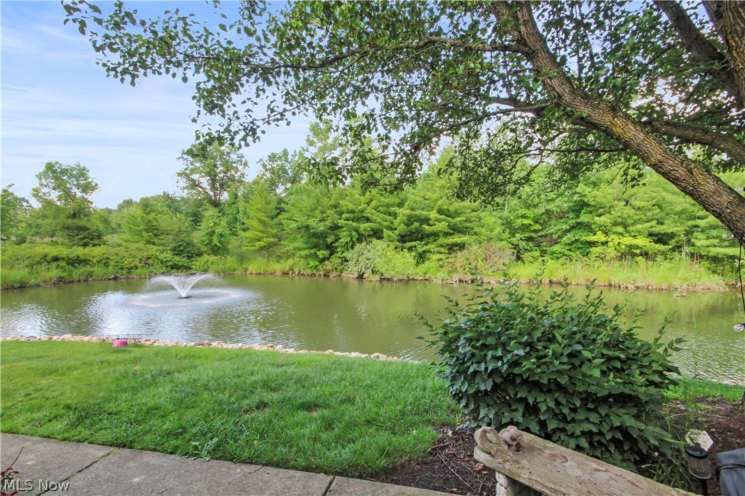 903 NE Willow Brook Drive NE Warren OH 44483