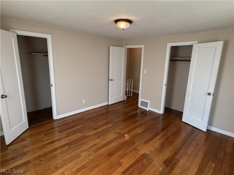 1540 E 256th Street Euclid OH 44132