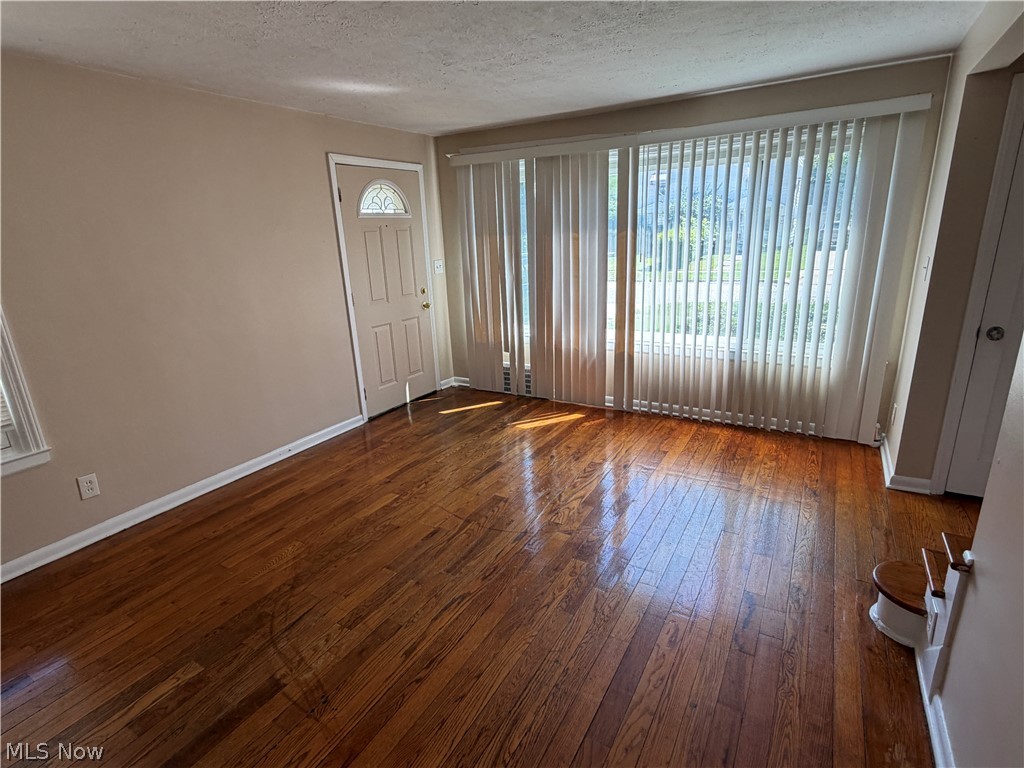 1540 E 256th Street Euclid OH 44132