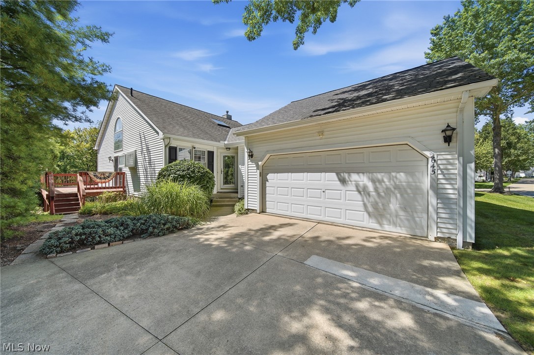 645 Grand View Lane Aurora OH 44202