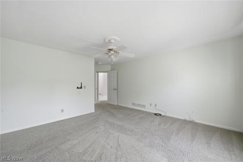 645 Grand View Lane Aurora OH 44202