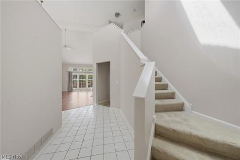 645 Grand View Lane Aurora OH 44202