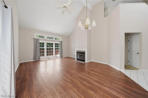 645 Grand View Lane Aurora OH 44202