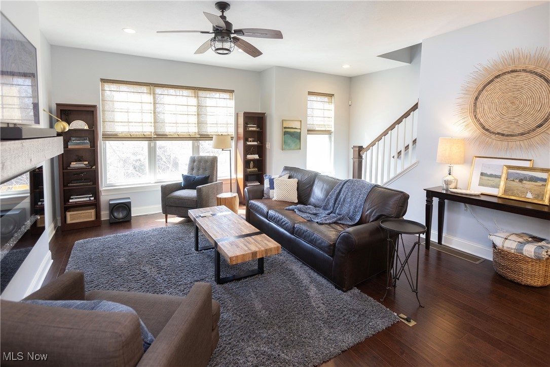 1351 W Clifton Boulevard Lakewood OH 44107