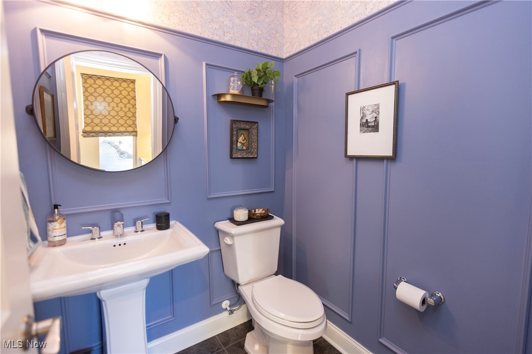 1351 W Clifton Boulevard Lakewood OH 44107