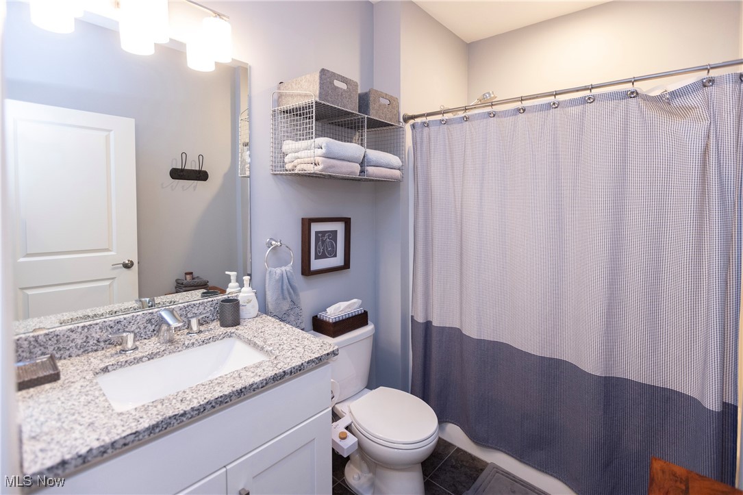 1351 W Clifton Boulevard Lakewood OH 44107