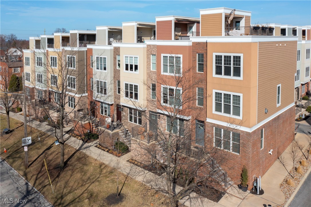 1351 W Clifton Boulevard Lakewood OH 44107