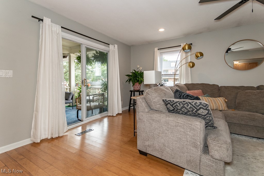 2103 Glouchester Drive Lyndhurst OH 44124