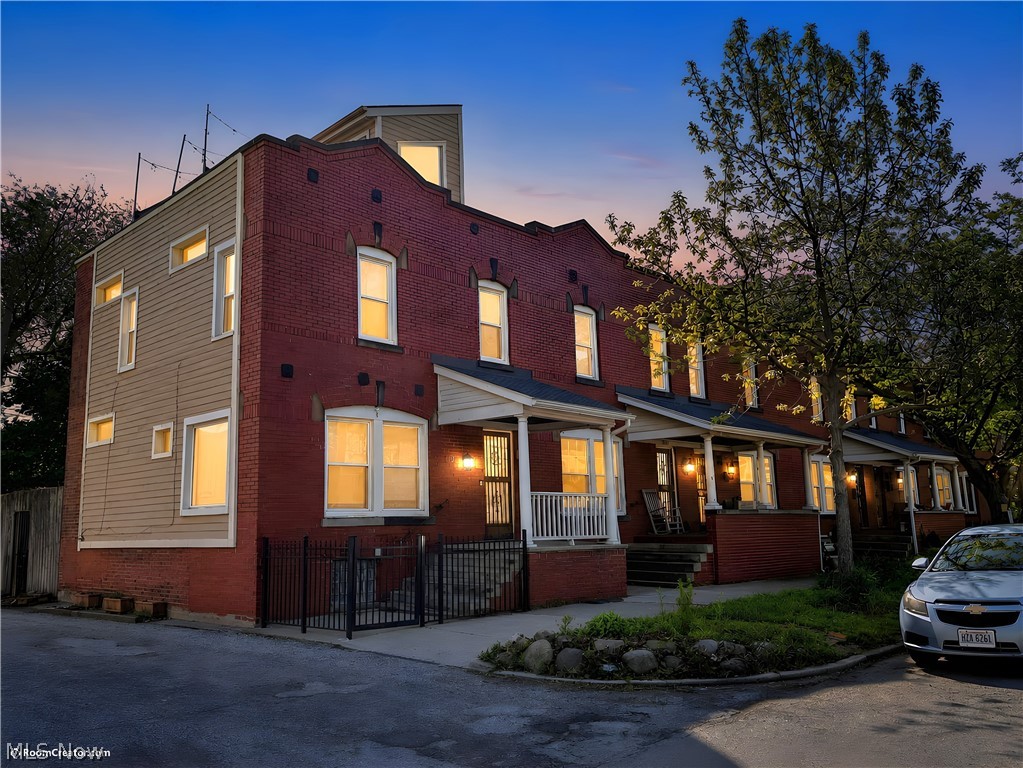1429 W 38th Street Cleveland OH 44113