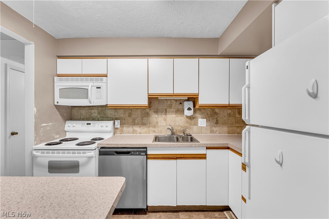 10408 N Church Drive Parma Heights OH 44130