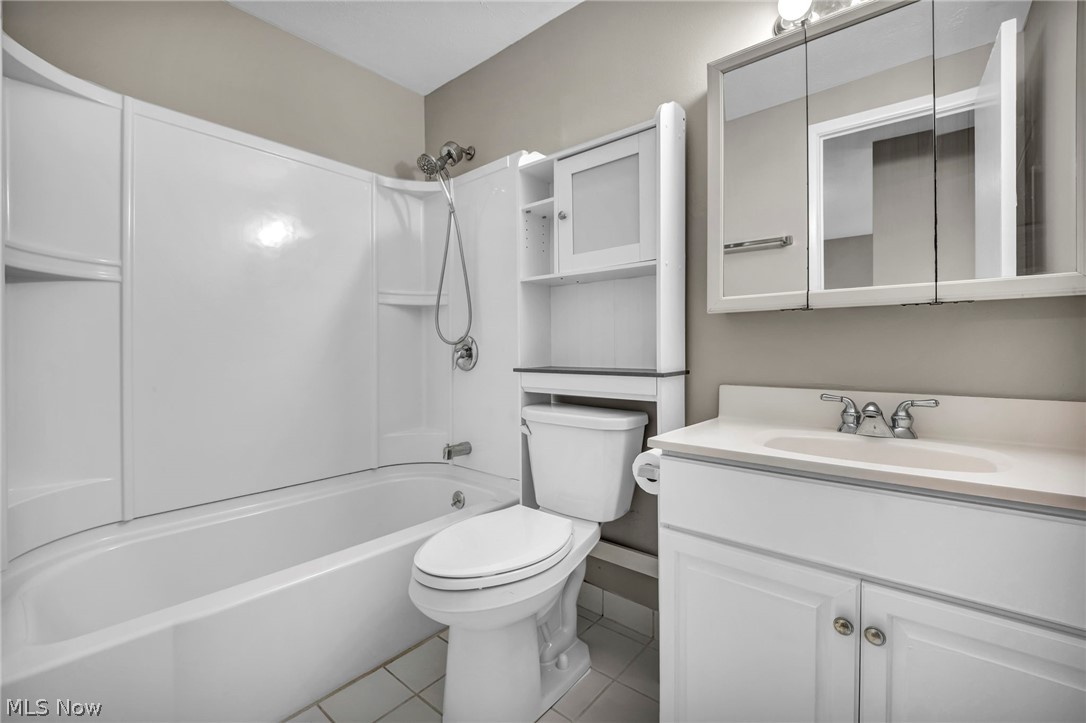 10301 Lake Avenue Cleveland OH 44102