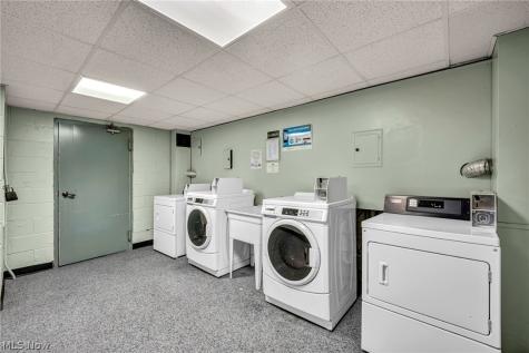 10301 Lake Avenue Cleveland OH 44102