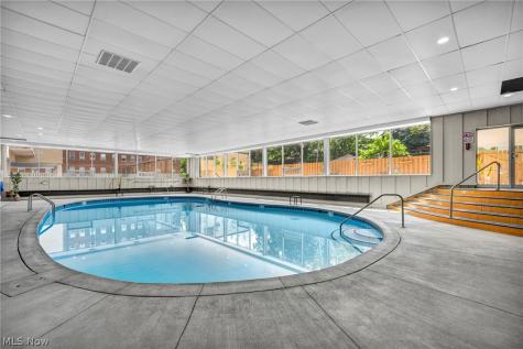 10301 Lake Avenue Cleveland OH 44102