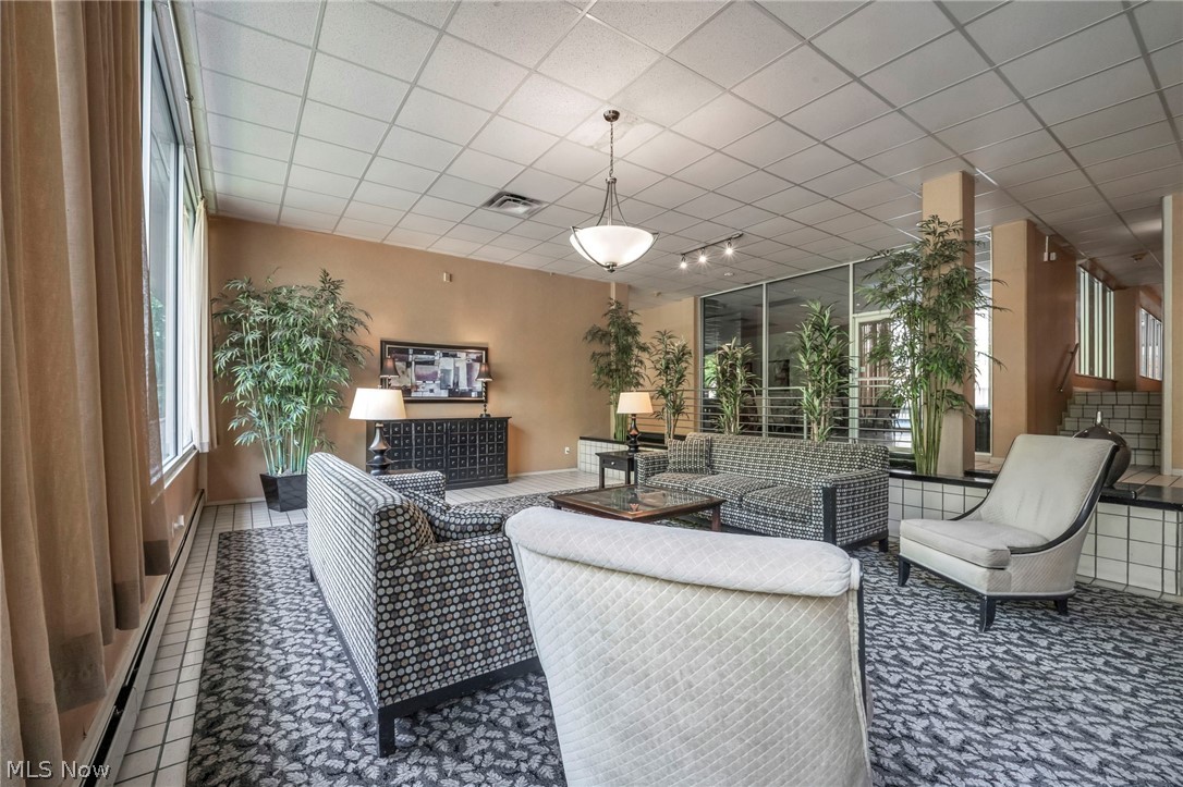 10301 Lake Avenue Cleveland OH 44102