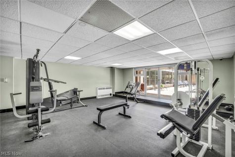 10301 Lake Avenue Cleveland OH 44102