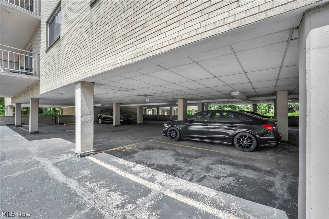 10301 Lake Avenue Cleveland OH 44102