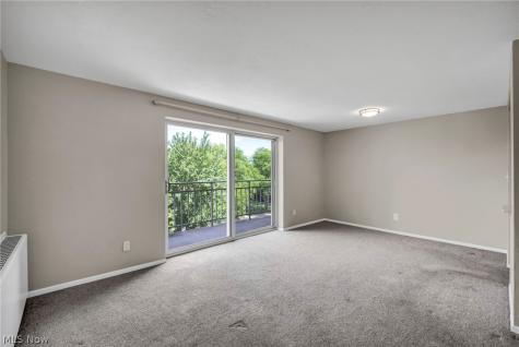 10301 Lake Avenue Cleveland OH 44102
