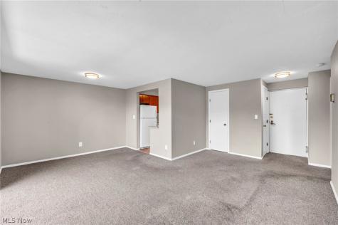 10301 Lake Avenue Cleveland OH 44102