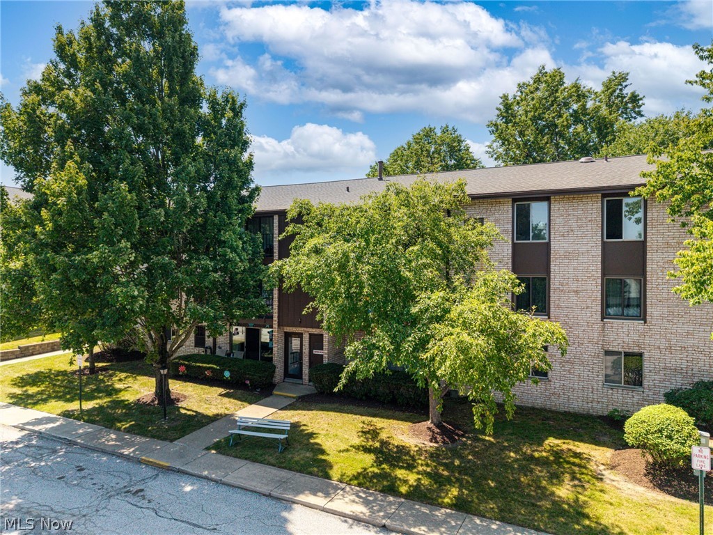 16400 Heather Lane Middleburg Heights OH 44130