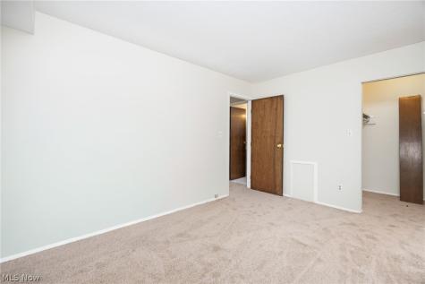 16400 Heather Lane Middleburg Heights OH 44130