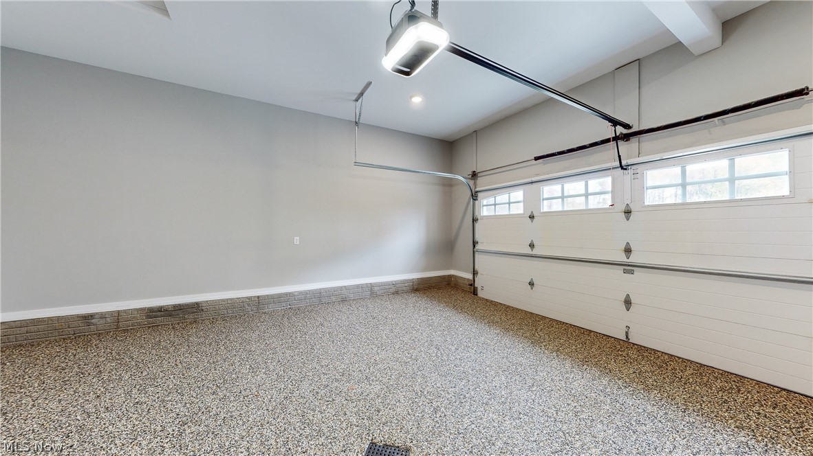 S/l 17 Trentstone Circle Aurora OH 44202