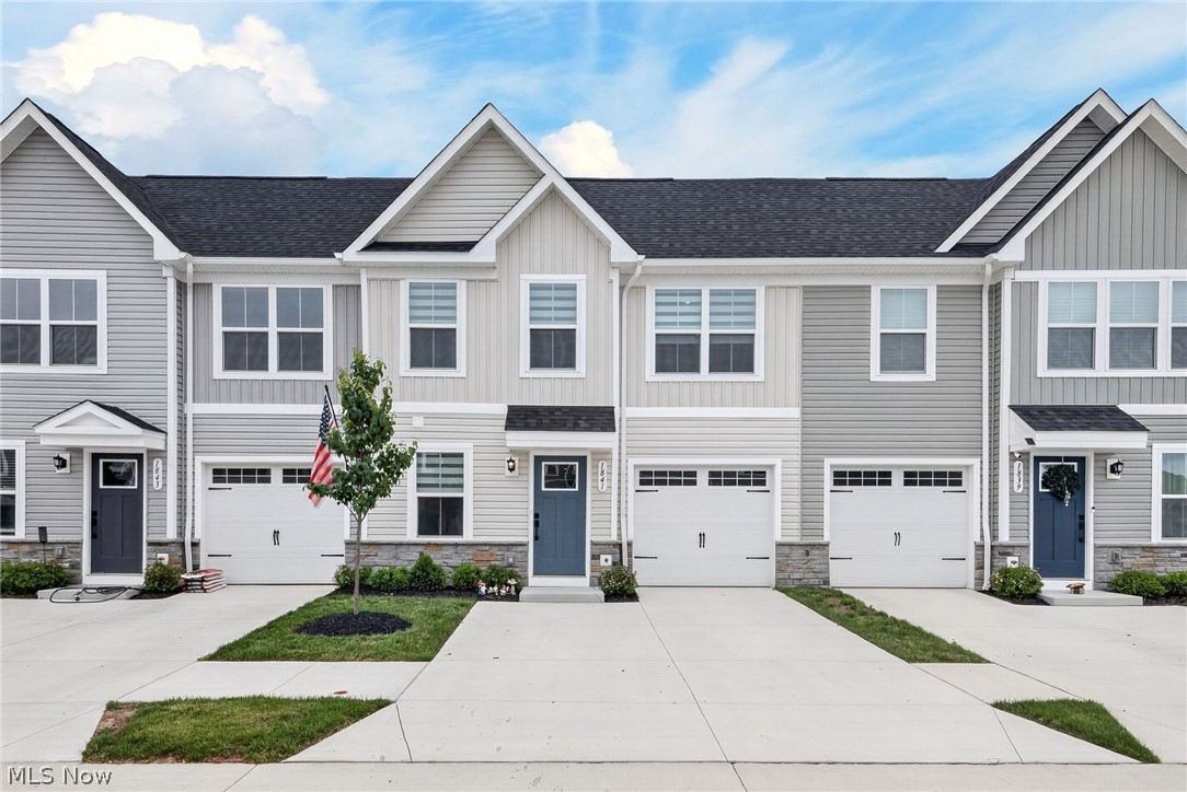 1841 Shank Drive Akron OH 44313