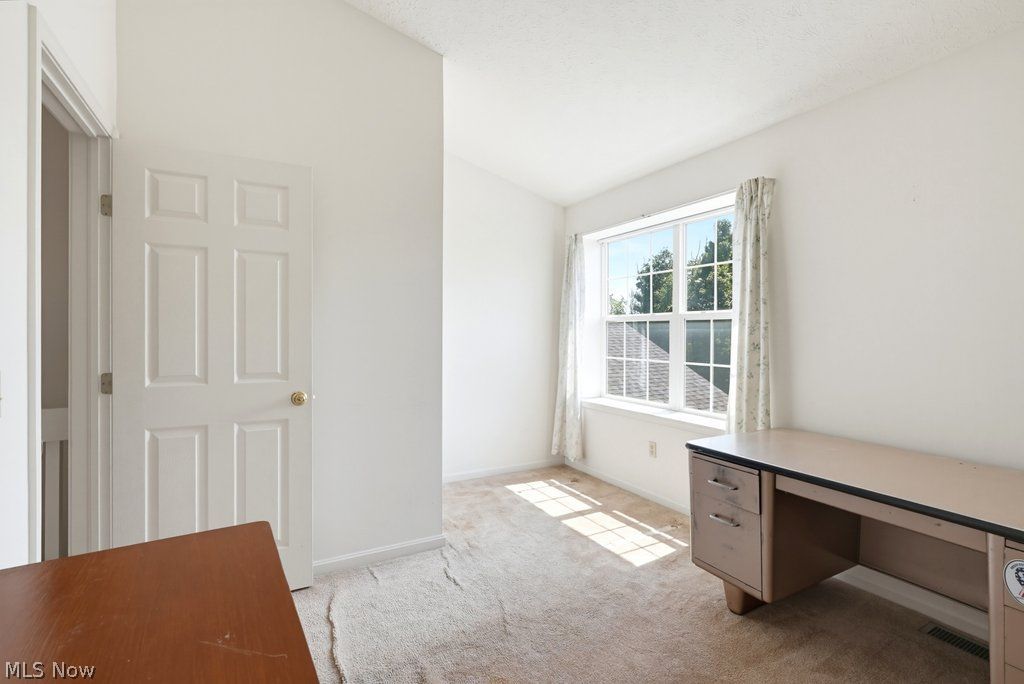 1697 Red Maple Court Streetsboro OH 44241