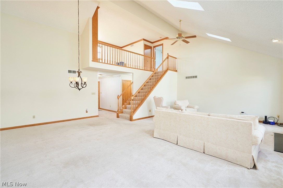 1353 S Azalea Boulevard Barberton OH 44203