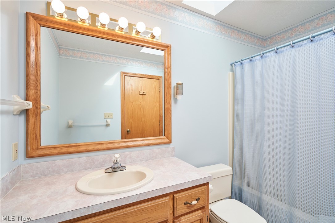 1353 S Azalea Boulevard Barberton OH 44203