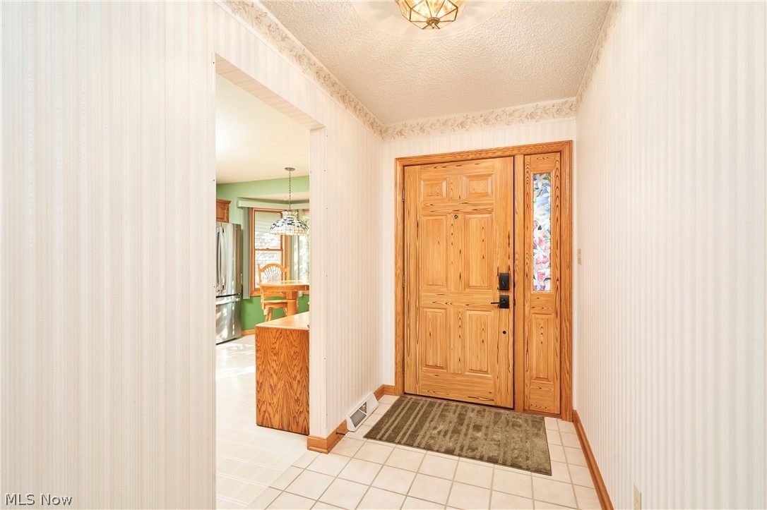 1353 S Azalea Boulevard Barberton OH 44203