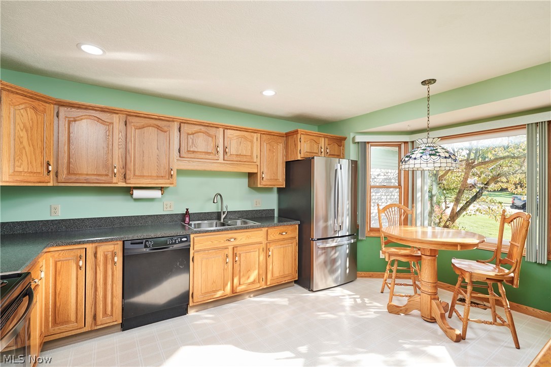 1353 S Azalea Boulevard Barberton OH 44203