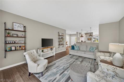 7390 Forest Cove Lane Northfield OH 44067
