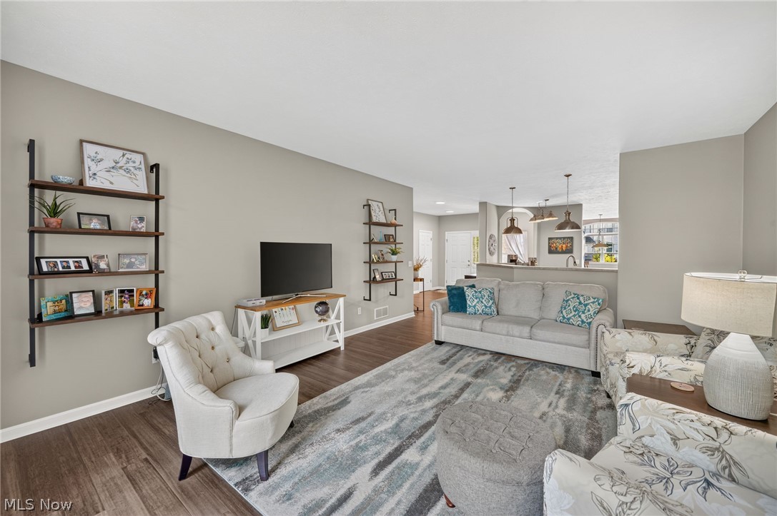7390 Forest Cove Lane Northfield OH 44067