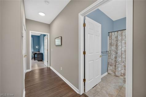 7390 Forest Cove Lane Northfield OH 44067