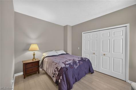 7390 Forest Cove Lane Northfield OH 44067